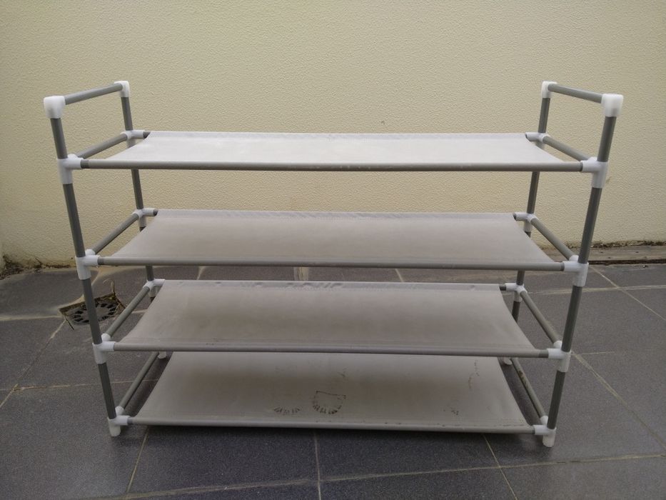 Prateleira (para sapatos)