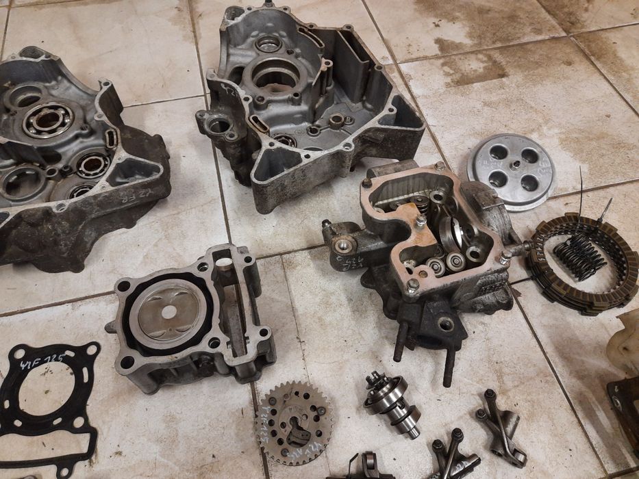 Yamaha YZF R 125 silnik części yzf-r 08-13r. Głowica cylinder karter