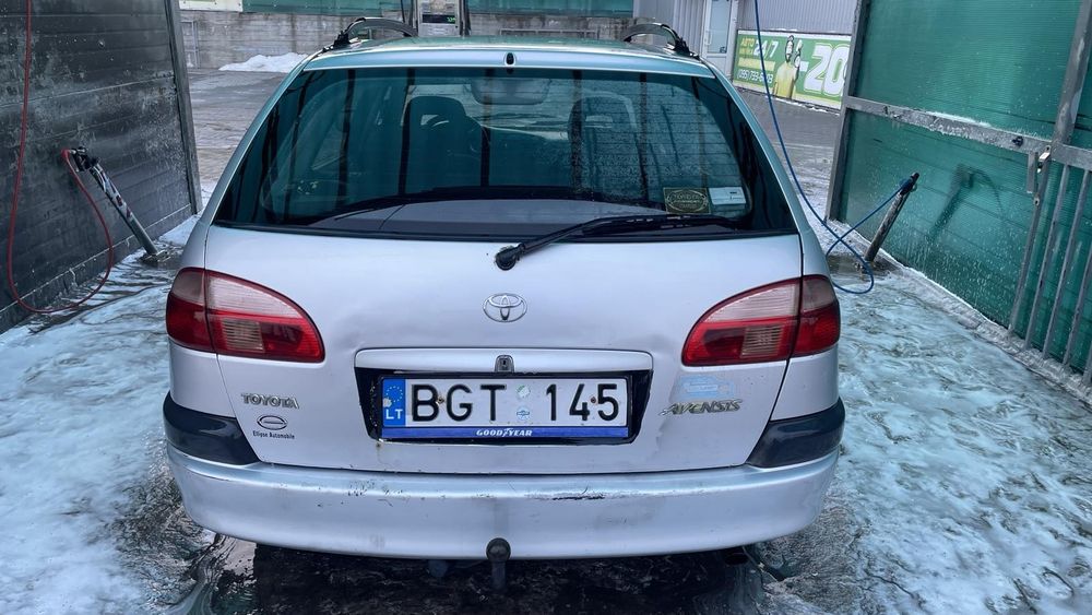 Продам Тойота Авенсис