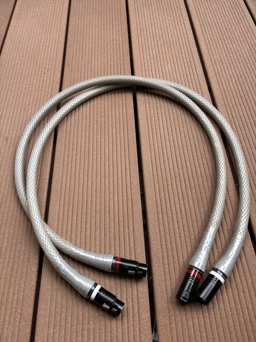 Acoustic Zen Zero Crystal Silver Reference II XLR 1M