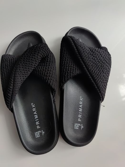 Klapki Primark czarne 38