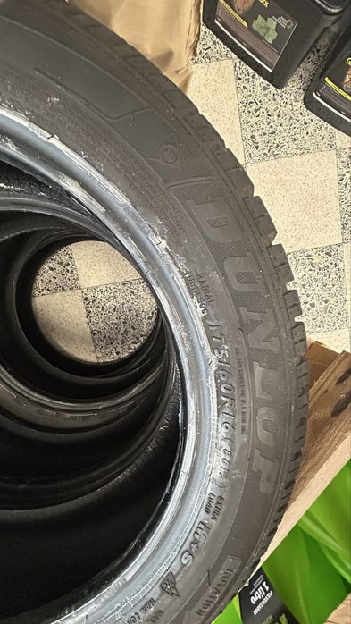 Pneus Dunlop 175/60R16
