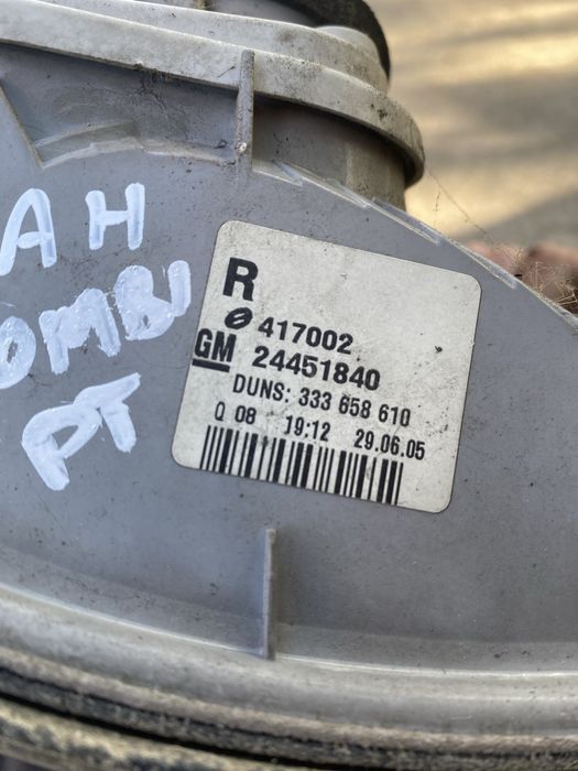 Lampa prawy tył opel astra H kombi