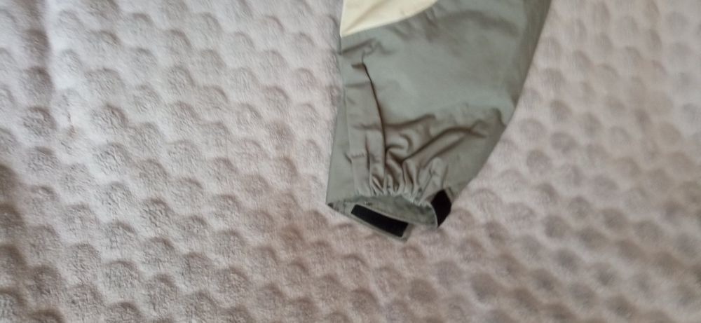 Чоловіча куртка.