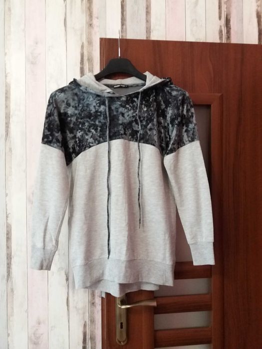 Szara bluza z kapturem rozm. S/M