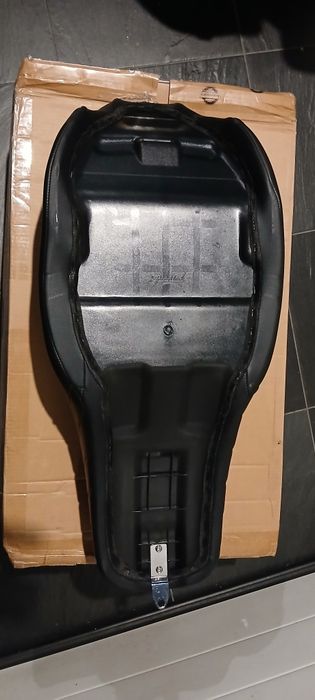 Advanblack Harley Davidson  Siedzenie  Turing