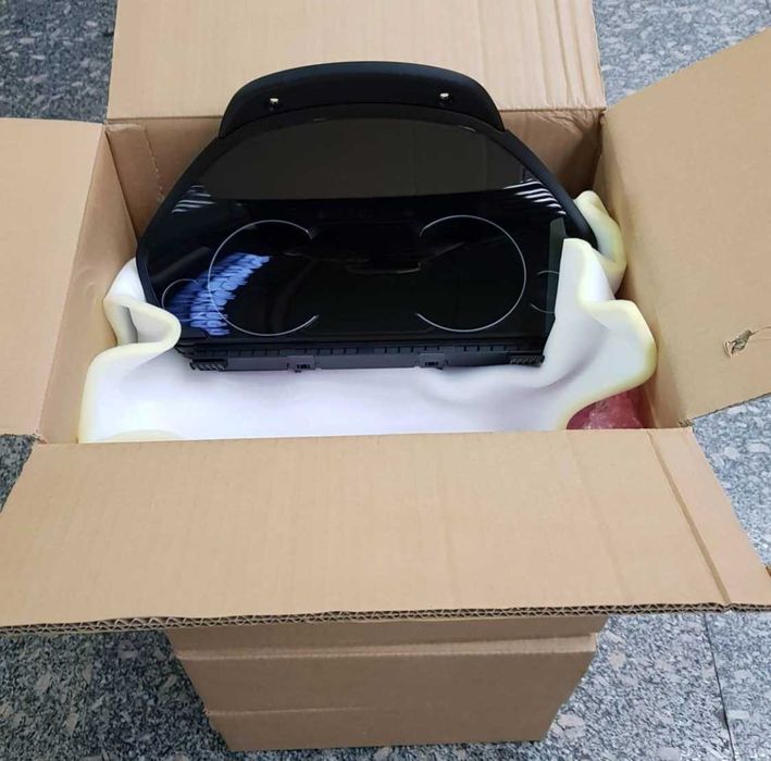 Щиток приборів лед панель led 6WB BMW F10 F25 F30 F15 F32 HUD приборка