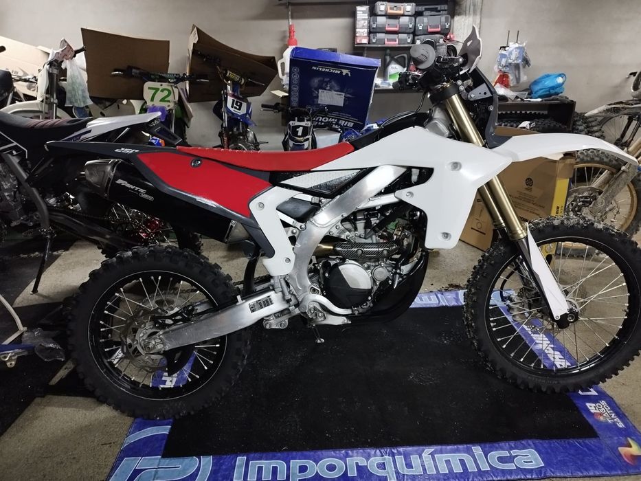 Vendo FANTIC XEF 250cc – 2022 - Matriculada