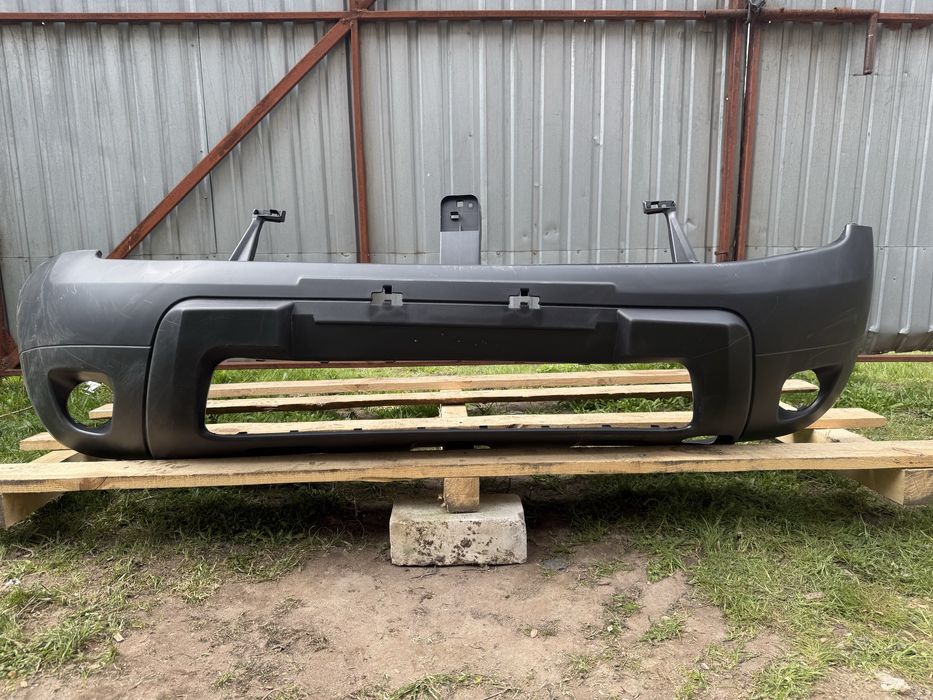 Бампер передний Renault Duster
