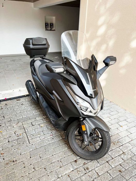 Honda Forza 125 - Top Case - Revisões Honda - Ano 2019 - Venda Rápida
