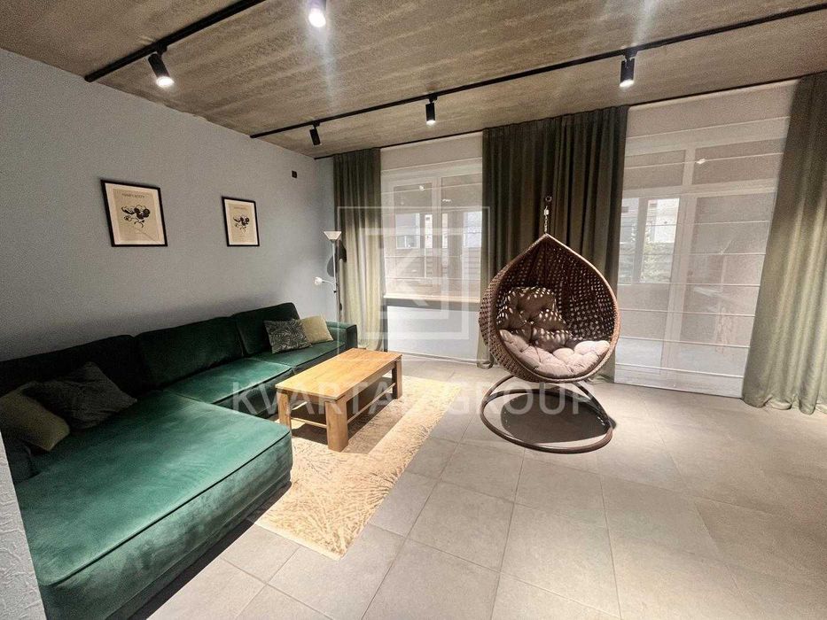 Дуплекс з новим ремонтом прямо біля парку.15хв до Києва