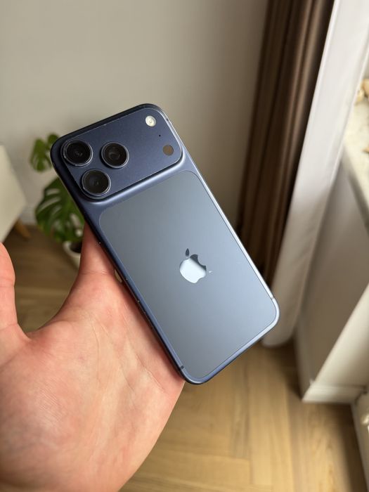 iPhone 17 Pro Max 256GB – idealny stan, gwarancja, bateria 92%