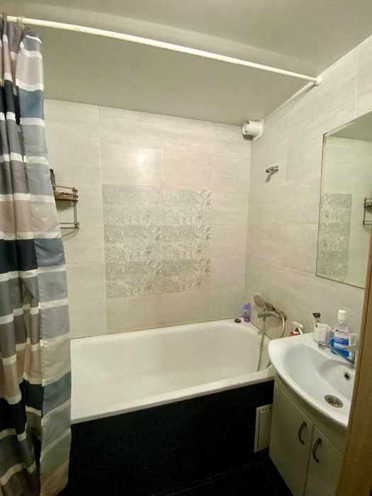 Продаж 3-кімнатної квартири -3 поверх