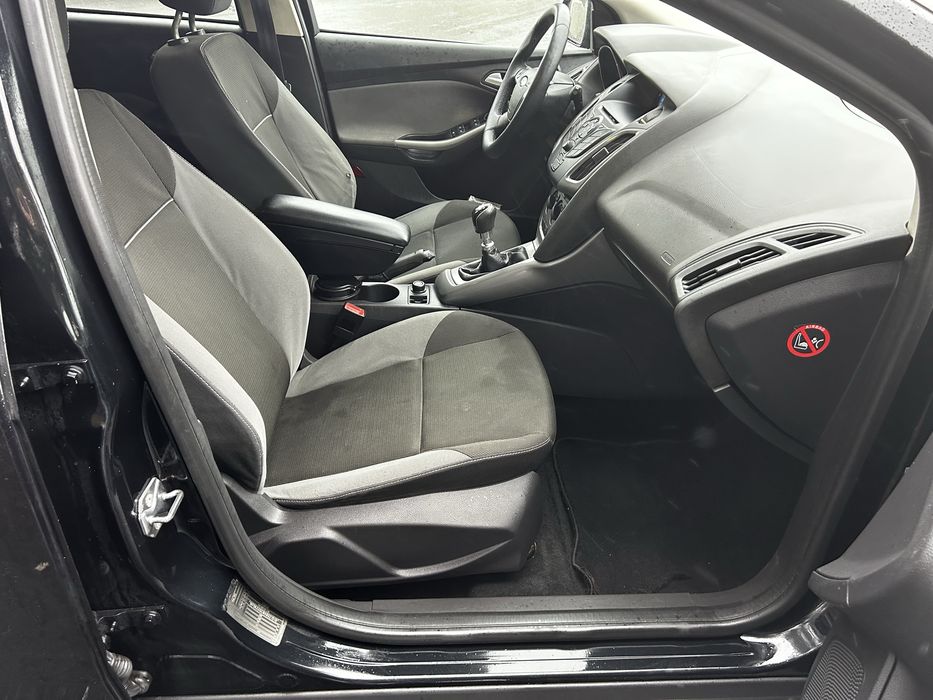 Ford Focus 1.6 TDCI 115Cv (caixa de 6)