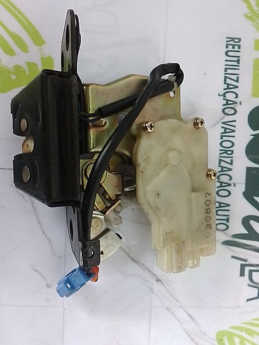 Motor Trinco Tampa da Mala HONDA Civic VII Hatchback (EU_, EP_, EV_)