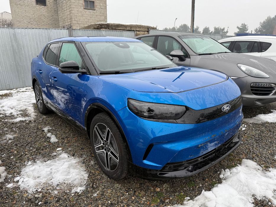 Ford Capri FORD CAPRI PREMIUM RWD 77kWh 2025r 4 tyś km! Uszkodzony OKAZJA!