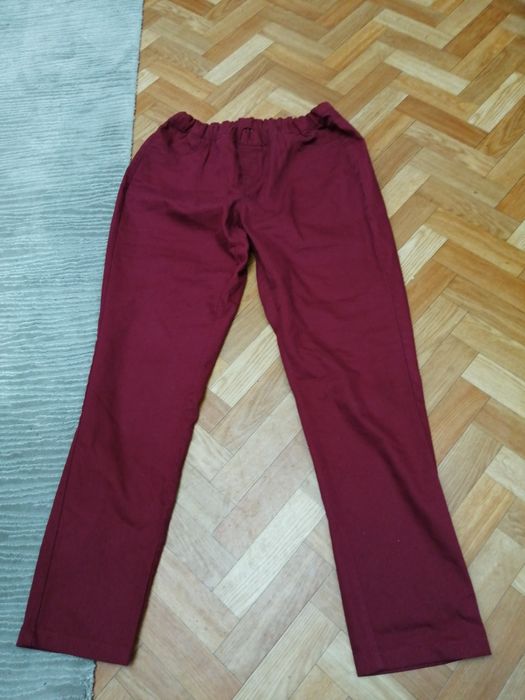Spodnie burgundowe damskie