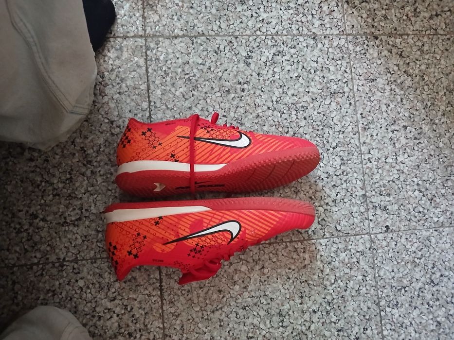 Chuteiras de futsal mercurial nike cr7