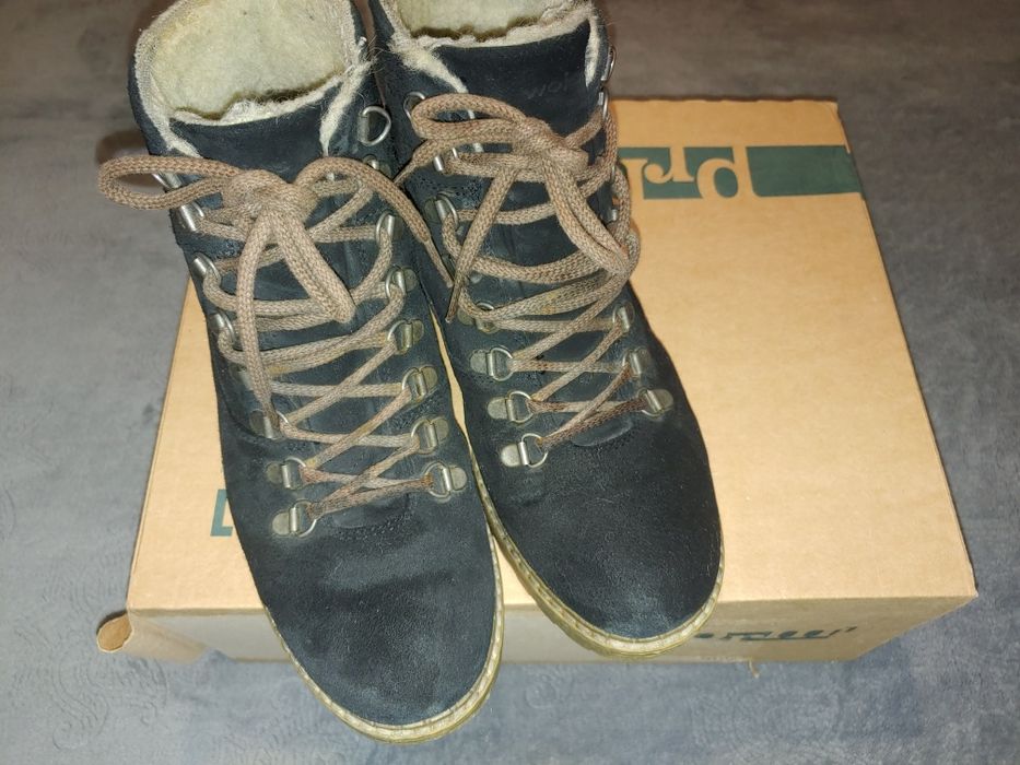 Зимові ботінки жіночі Wojas 37р.