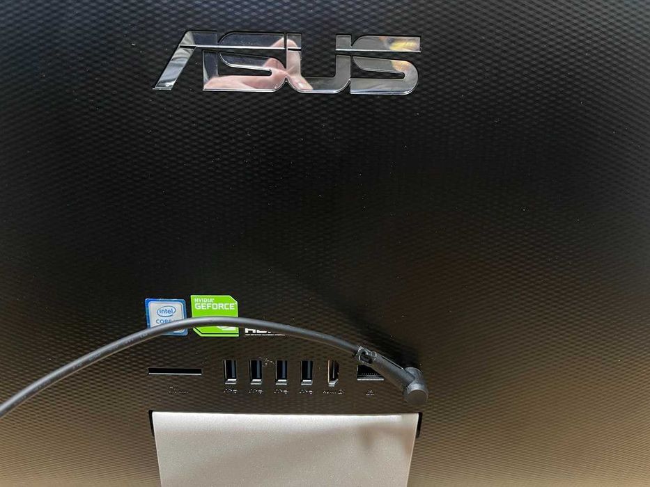 Моноблок ASUS Vivo V221IC