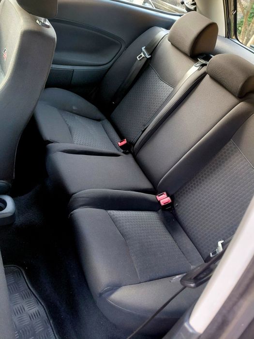SEAT Ibiza — fotografia 8