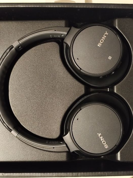 Auscultadores Sony wh ch 700n