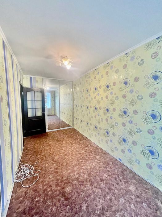 Світло завжди! 2-х кімн. 45 кв.м 3/5 Центр міста. Без меблів !