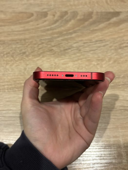 iPhone 13 red 256gb