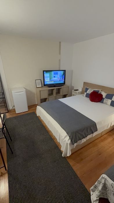 Quarto 02 camas p arrendar em Frente El Corte inglés c despesas incluídas