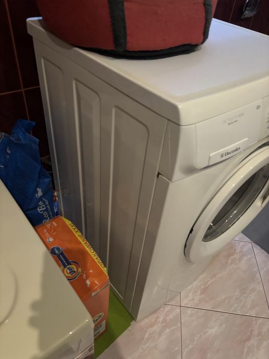 Pralka Elektrolux sprawna, biała, automat