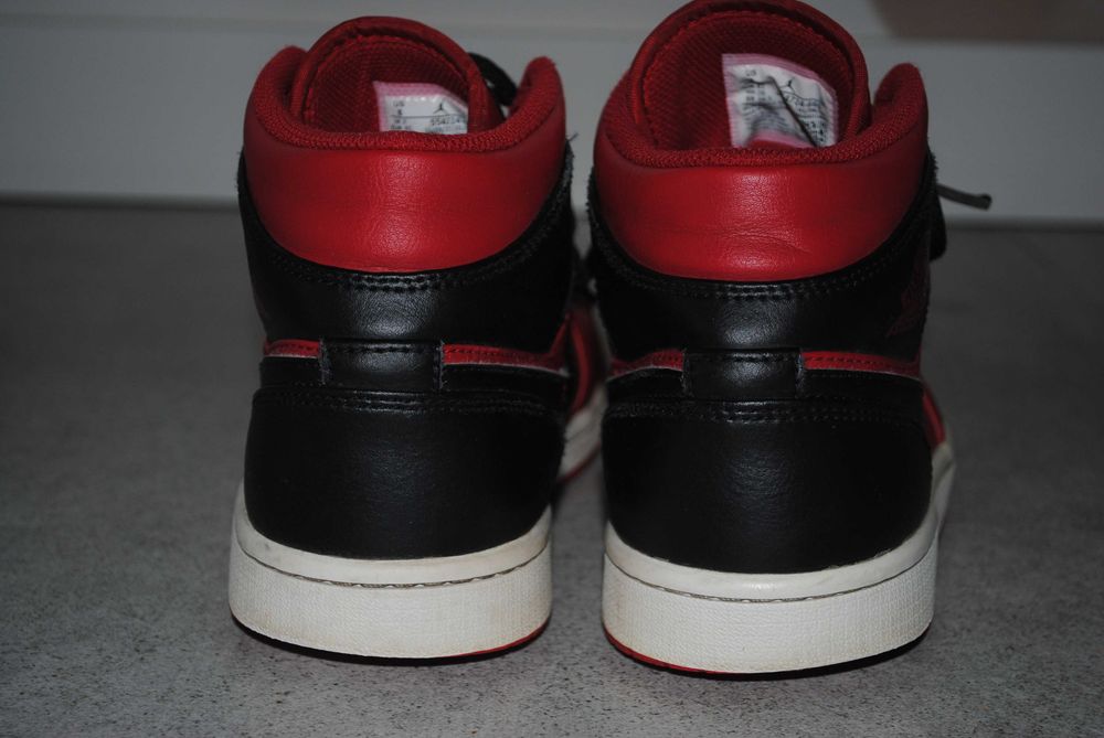 Buty Nike Air Jordan 1 Mid Gym Red and Black roz 41