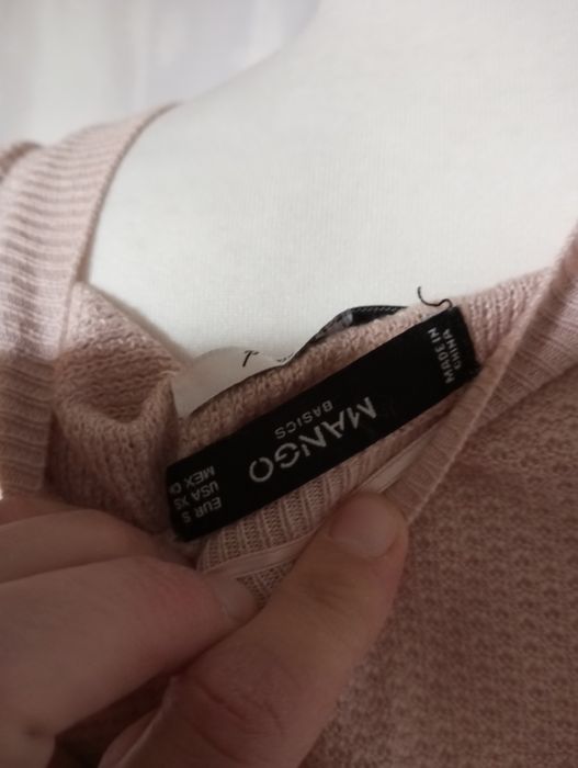 Różowy sweterek cienki dekolt w serek rozmiar S