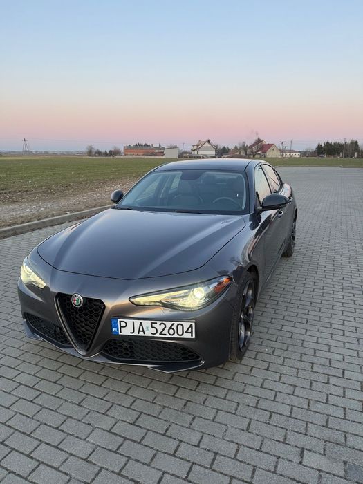Alfa Romeo Giulia Alfa Romeo Gulia