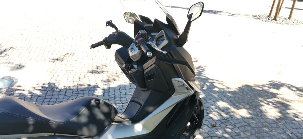 Sym 125cc  Cruisym Impecável