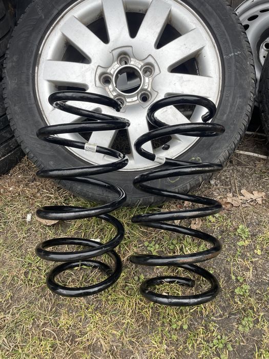 Передні пружини до BMW X5 E53  2005p.