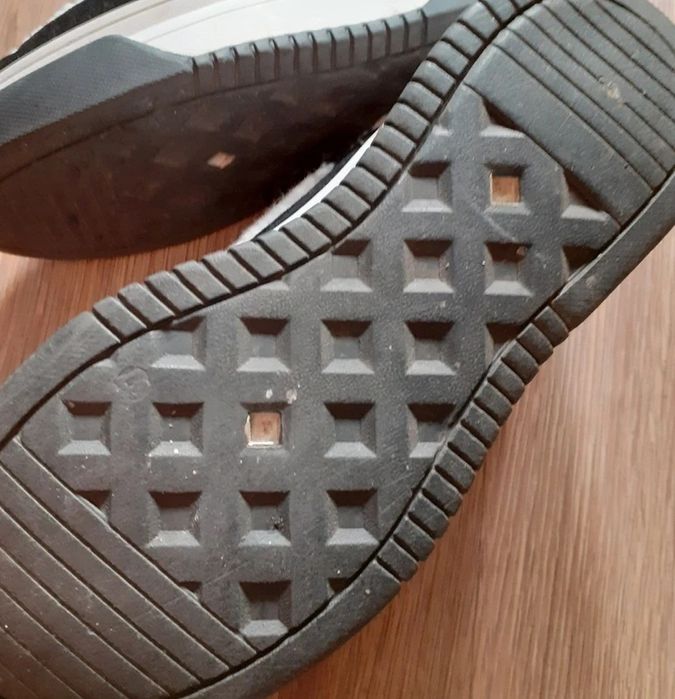 Sneakersy na platformie 37 buty zimowe Refresh