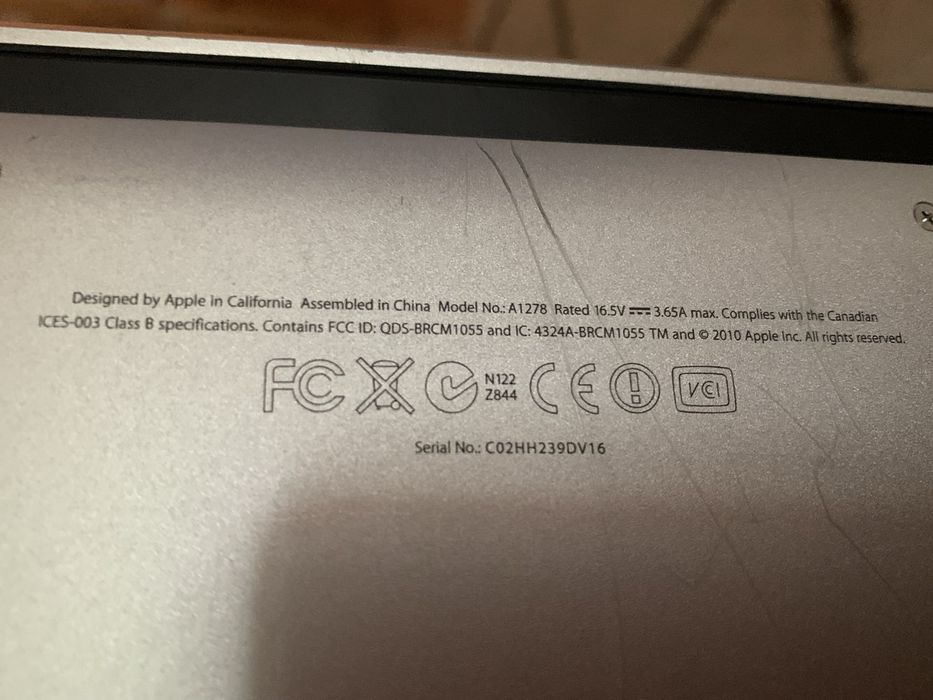 Macbook pro late 2011 13 polegadas com firewire e leitor de CD451855056414986242