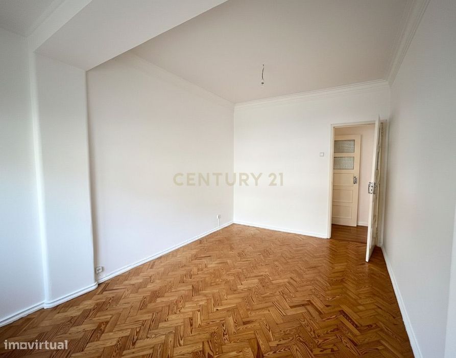 Apartamento T3 | €1.400,00  | Centro da Parede