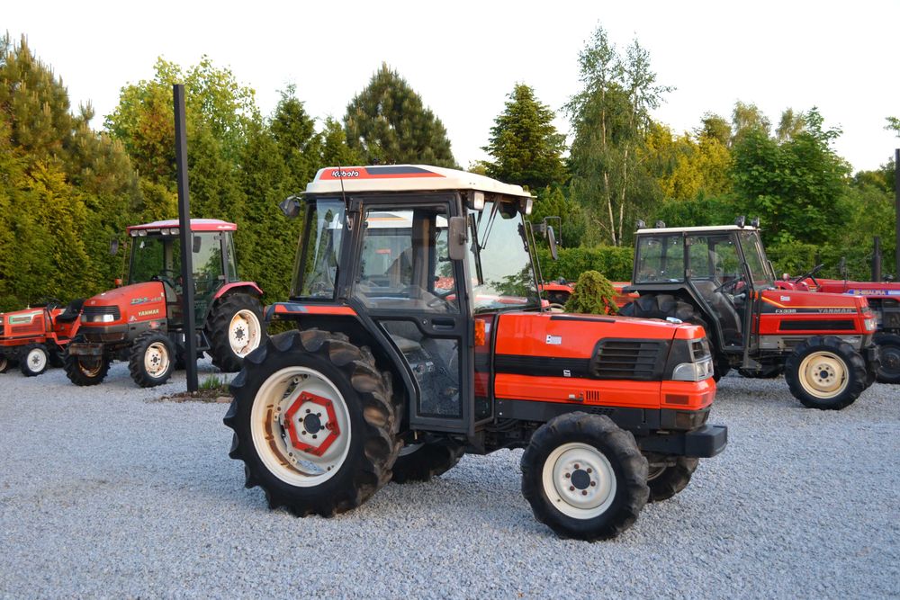 Traktorek japoński mini traktor Iseki Kubota KABINA KLIMATYZACJA