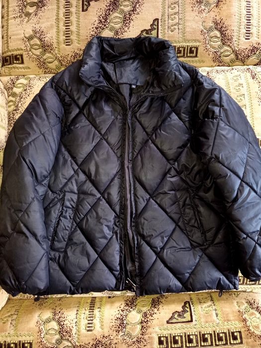 Демисизонна куртка на дівчинку