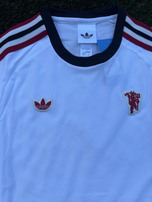 Manchester United x Adidas Originals Adicolor Classics 3-Stripes T-Shirt (branca)