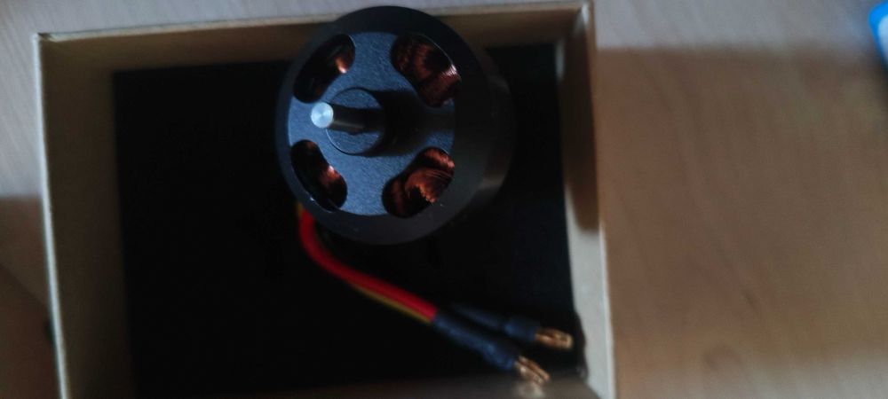 Silnik Bezszczotkowy RC 1050KV