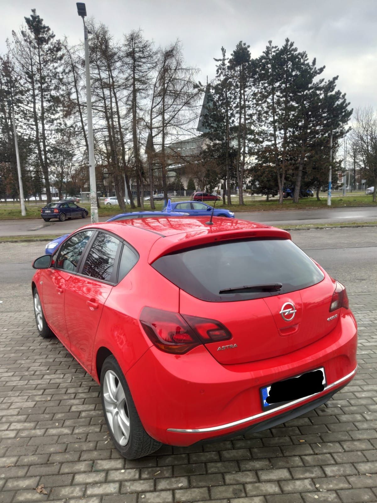 opel astra j w Twojej okolicy? Sprawdź kategorię Samochody osobowe