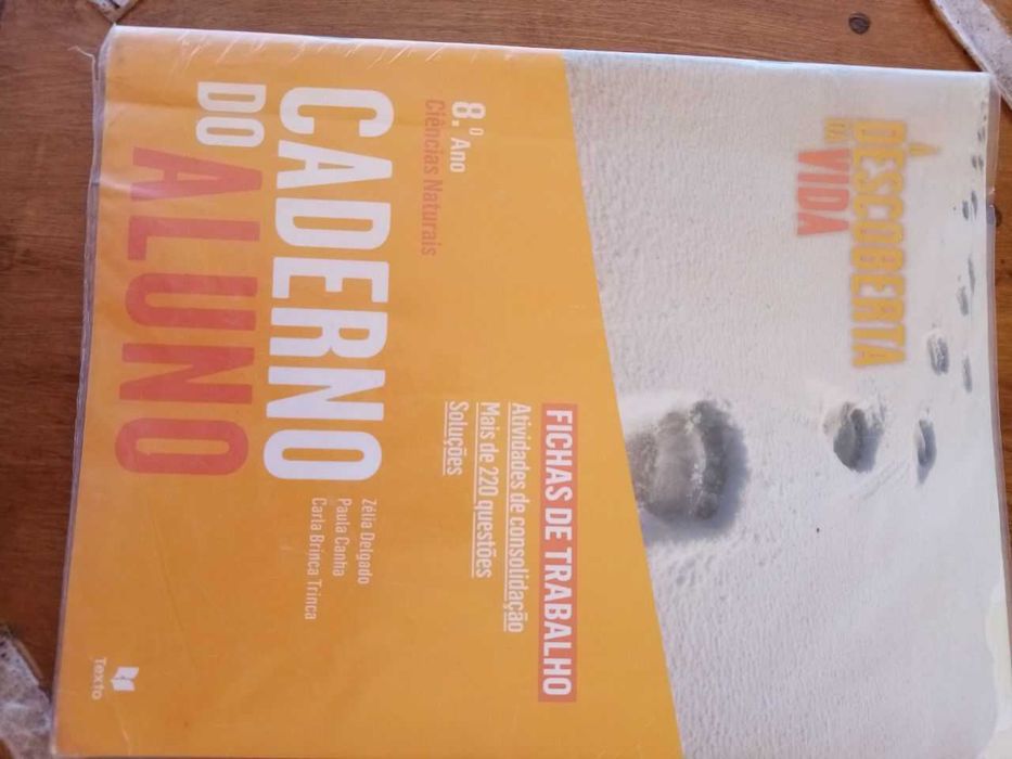 Caderno de atividades  "Á descoberta da vida "8º ano de ciencias