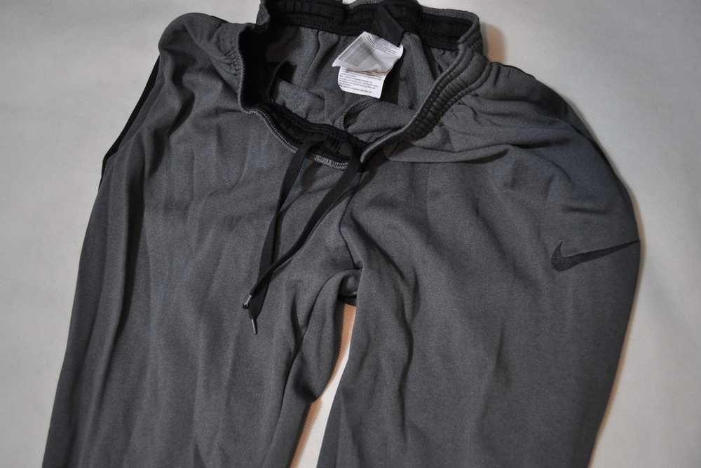 NIKE DRI-FIT S męskie spodnie sportowe biegowe leginsy s5v