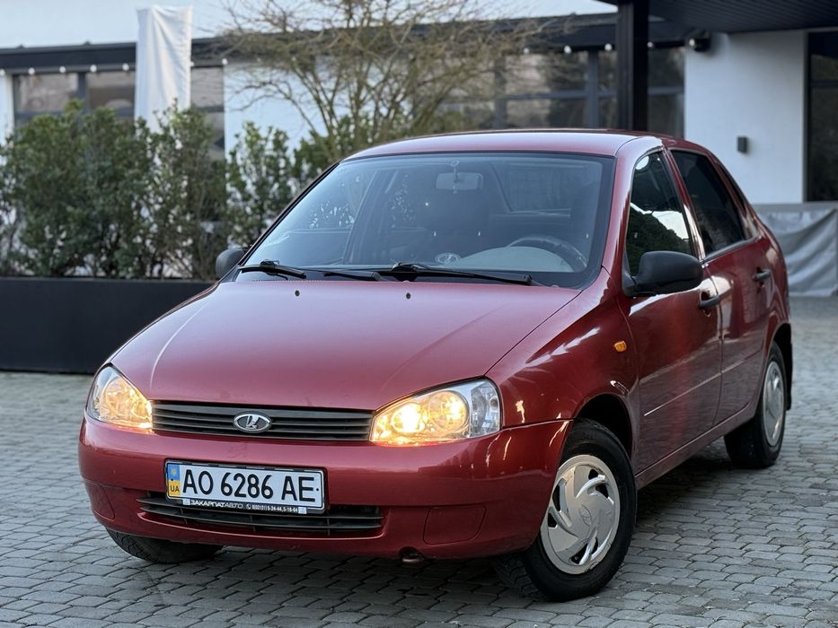 ВАЗ Лада Калина 2006 рік 1.6 Бензин в доброму стані !!!