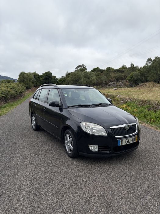 Skoda Fabia 1.4 tdi de 2008 com 240 mil kms