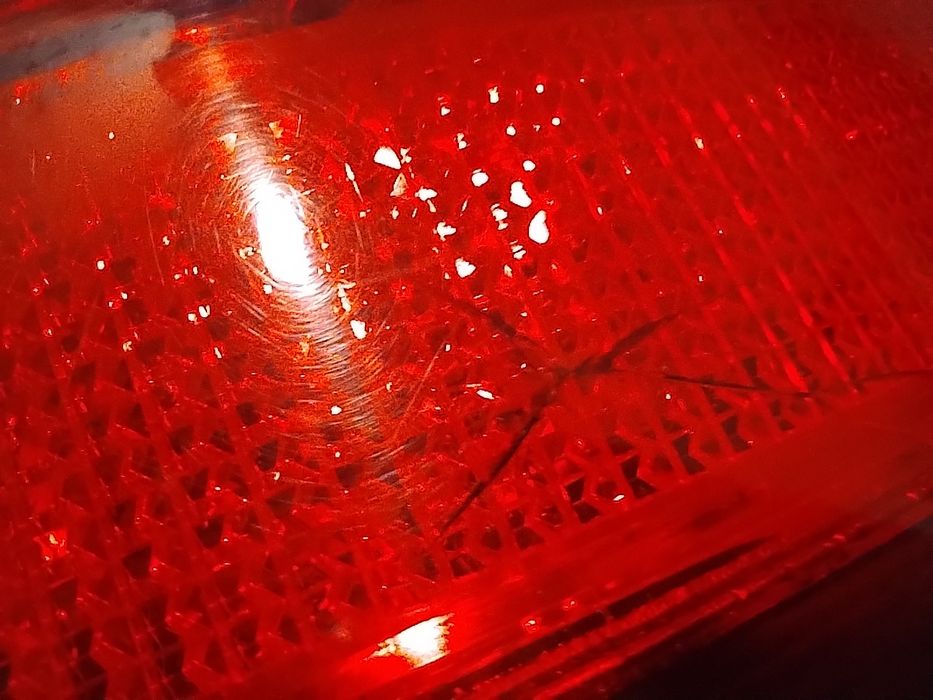 Lampa tylna lewa Mercedes w211 kombi avantgarde led