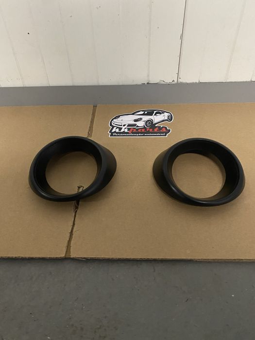 SUPORTES MOLDURAS ENCAIXES FARÓIS DE NEVOEIRO FIAT 500 ABARTH NOVOS