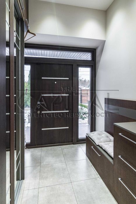 Оренда будинку,Віта-Поштова,250 м2, 20 соток, гардеробна,гараж,басейн